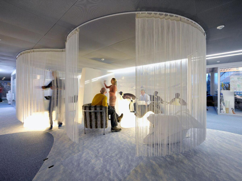 cac-phong-cach-thiet-ke-noi-that-van-phong-1-9-phong-cach-sang-tao-creative-office-10