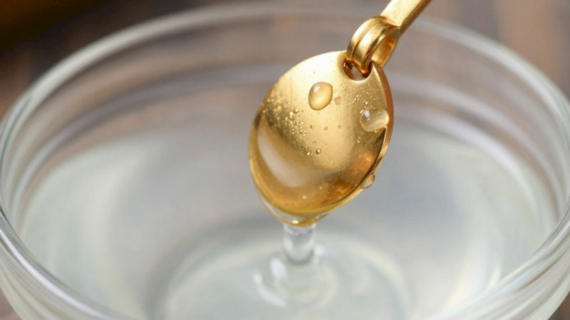 cach-nhan-biet-vang-that-12-phan-ung-voi-mo-hoi-hoa-chat-nhe-12