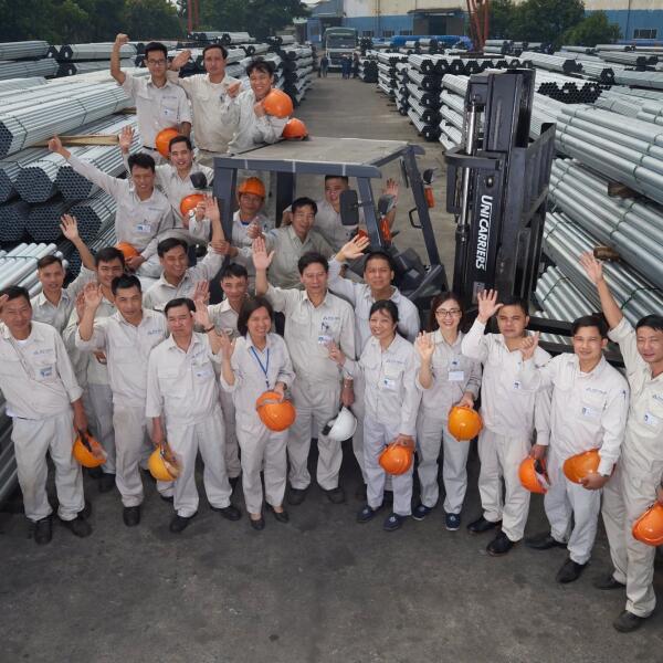 17-nha-may-ong-thep-hy-ong-thep-tap-the-doi-moi-sang-tao