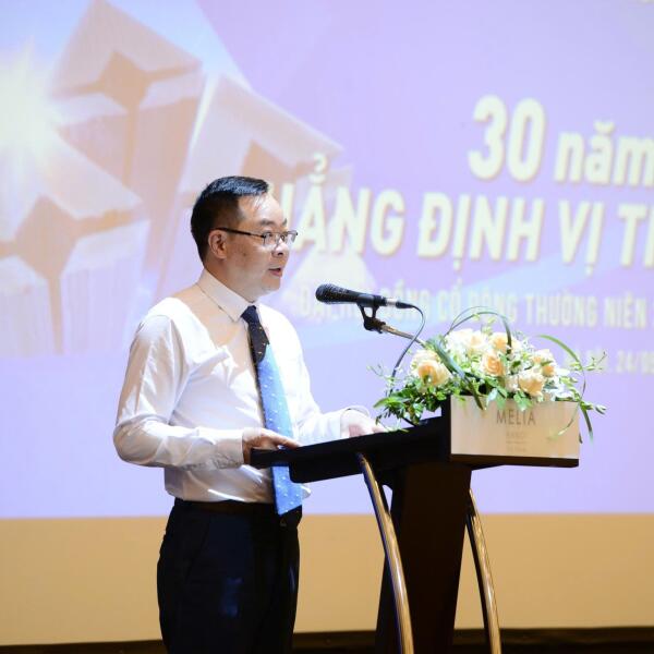 6-phan-sy-tuan-ong-thep-quan-ly-xuat-sac