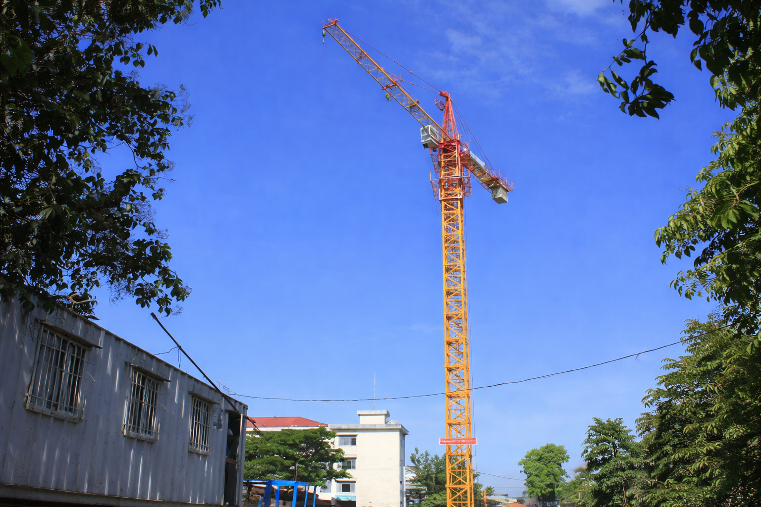 CHO THUÊ MÁY MÓC, THIẾT BỊ XÂY DỰNG
